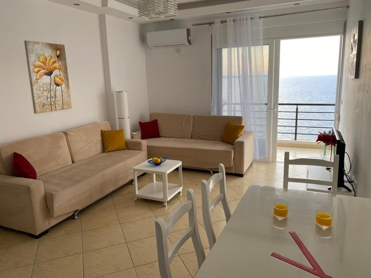 Apartment With Huge Sea View Balcony Sarandë Eksteriør bilde