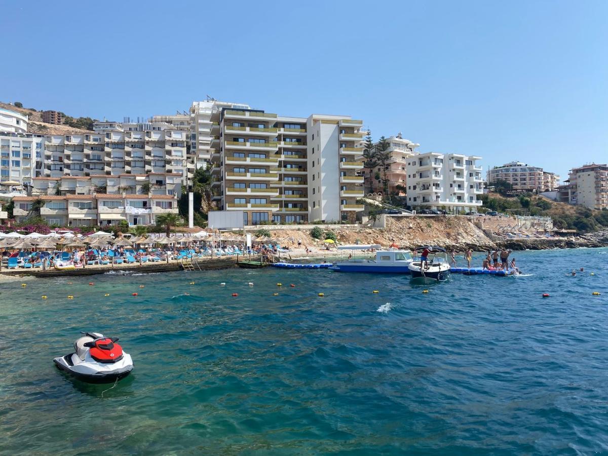 Apartment With Huge Sea View Balcony Sarandë Eksteriør bilde