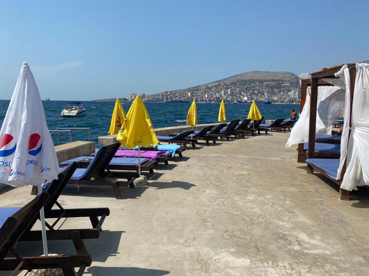 Apartment With Huge Sea View Balcony Sarandë Eksteriør bilde