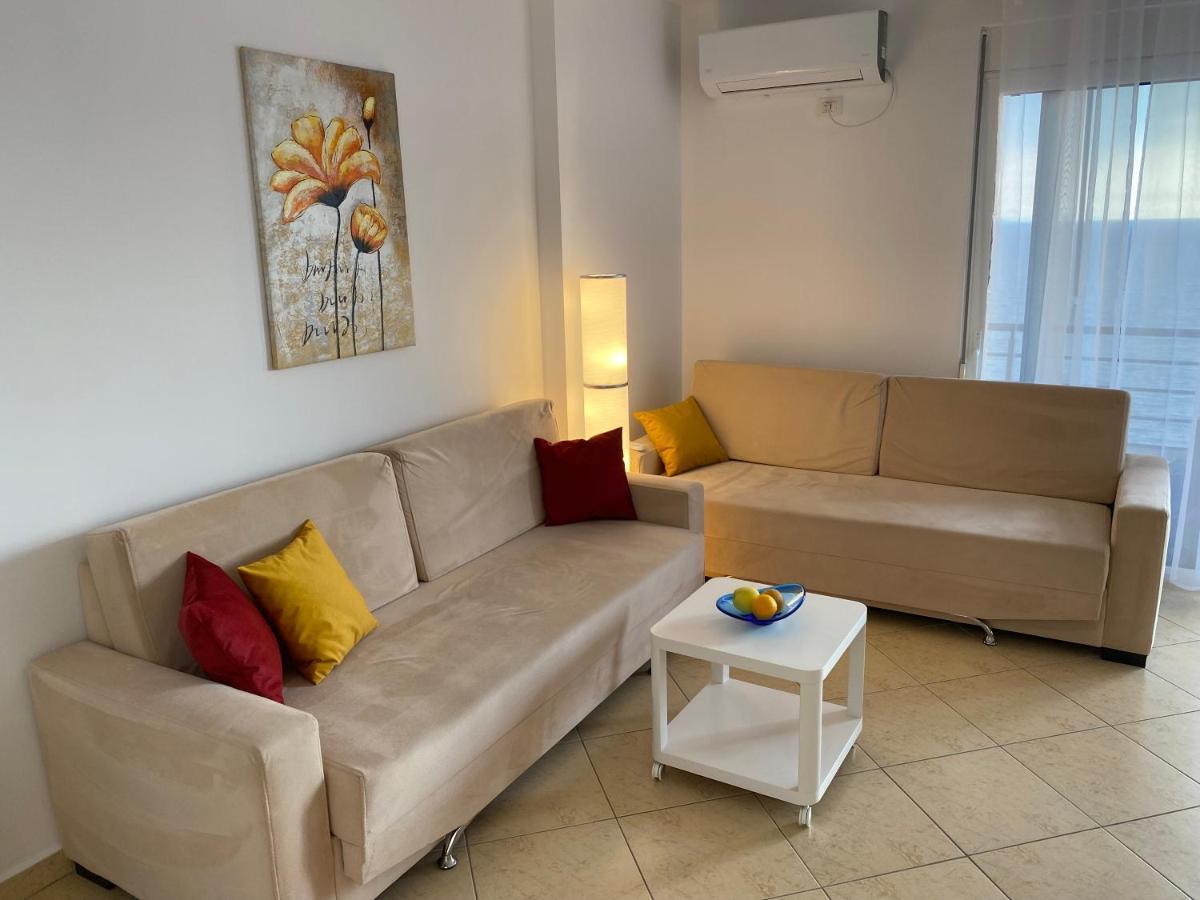 Apartment With Huge Sea View Balcony Sarandë Eksteriør bilde